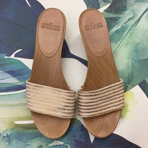 KIN and KIND Gold Metallic Striped Wooden Sandal